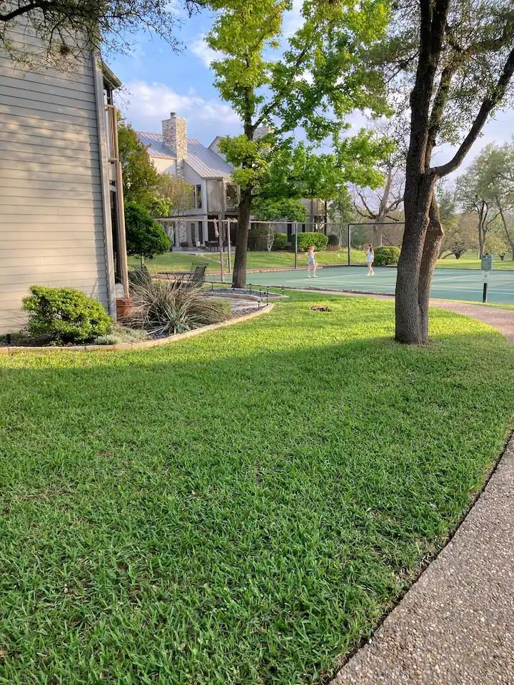 107 World Of Tennis SQ
