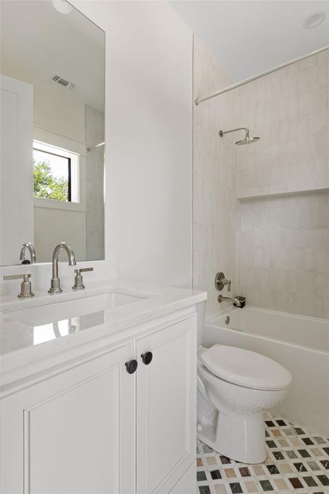 Tiny photo for 3306 Larry LN #B, Austin, TX 78722 (MLS # 4273536)