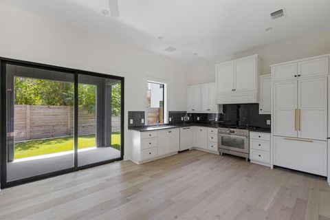 Tiny photo for 3306 Larry LN #B, Austin, TX 78722 (MLS # 4273536)