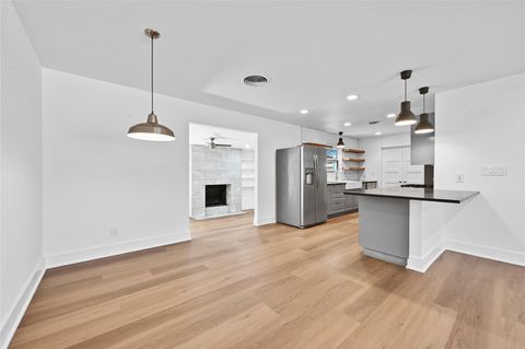 Tiny photo for 5600 Delwood DR, Austin, TX 78723 (MLS # 1932510)