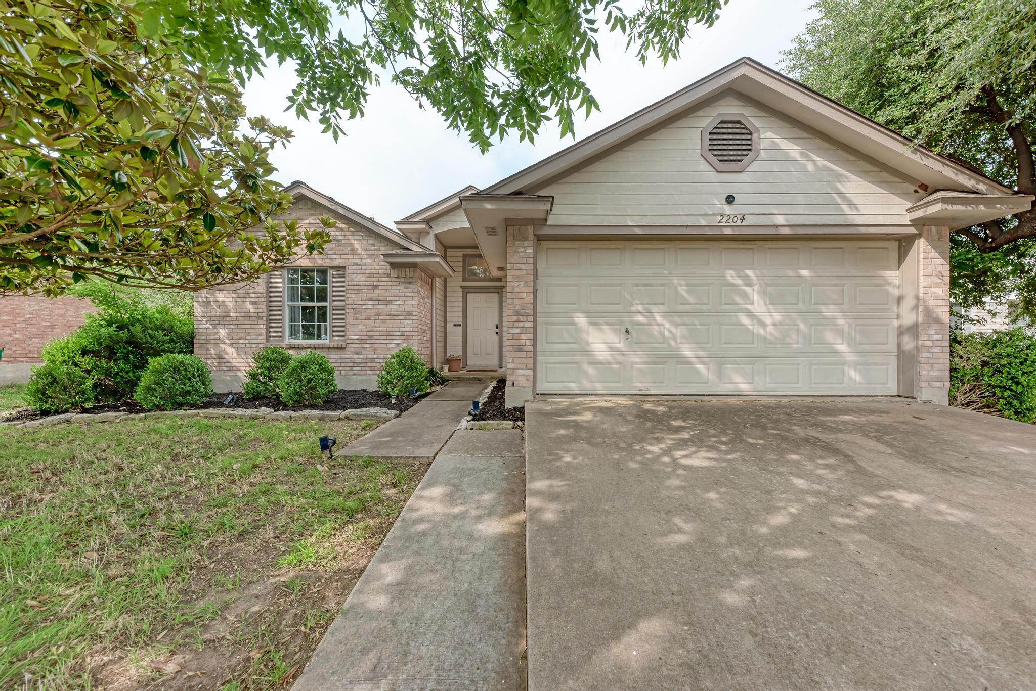 2204 Corbin WAY