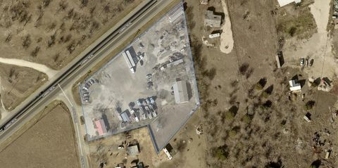 5400 Schuelke RD Niederwald TX 78640