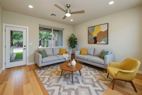 Photo of 4008 Valley View RD #B, Austin, TX 78704 (MLS # 3077229)