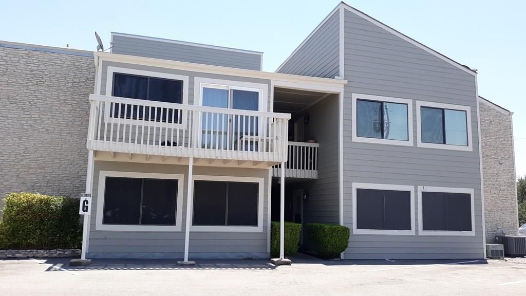 Photo for 5801 Thunderbird ST #B-20, Lago Vista, TX 78645 (MLS # 6218670)