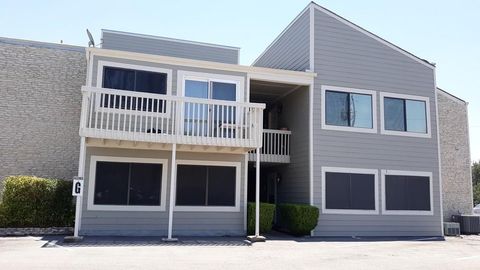 5801 Thunderbird ST B-20 Lago Vista TX 78645