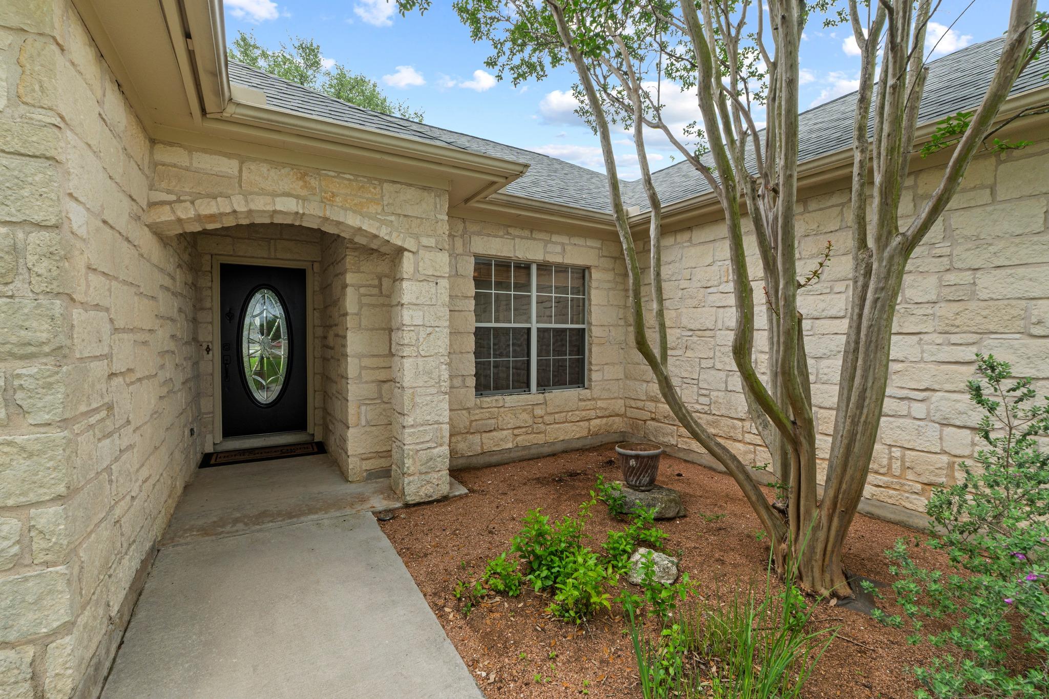 303 Pin Oak CT