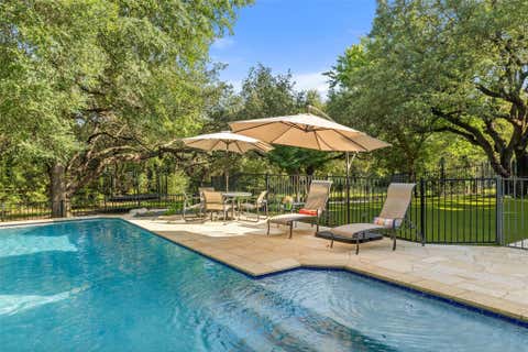 Photo of 3413 Bunny RUN, Austin, TX 78746 (MLS # 6114635)