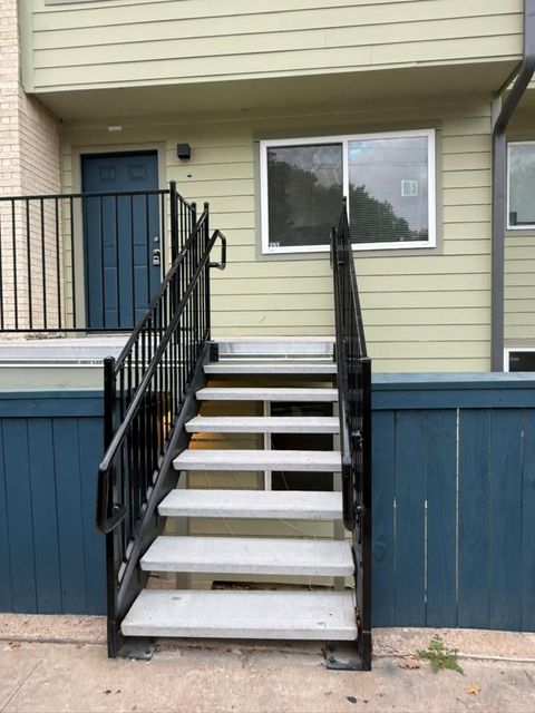 2124 Burton DR 251 Austin TX 78741