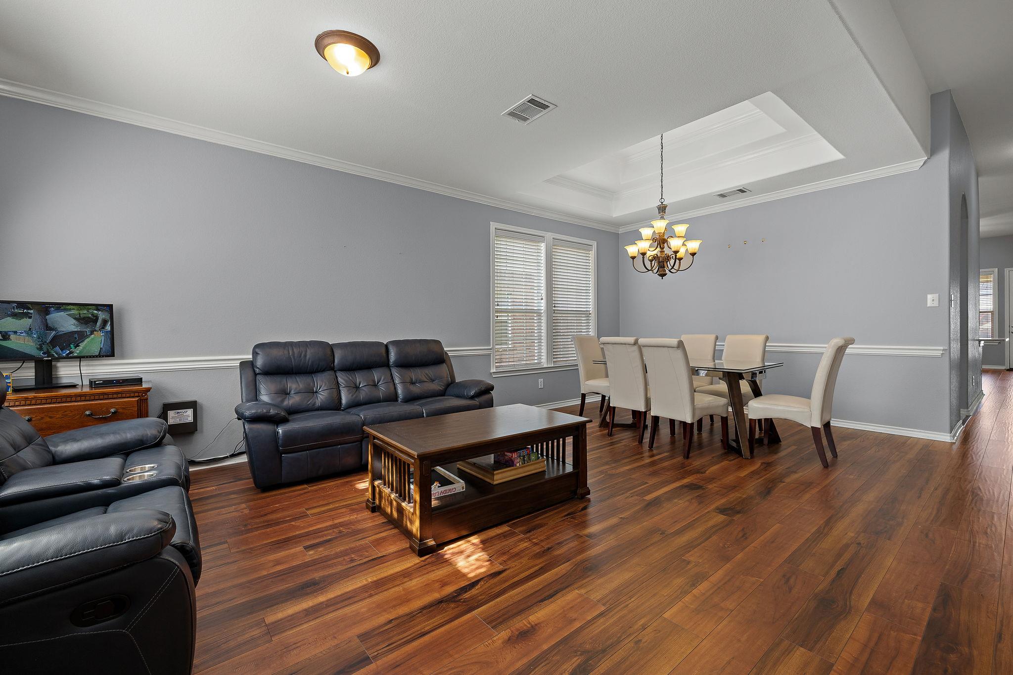123 Justin Leonard DR