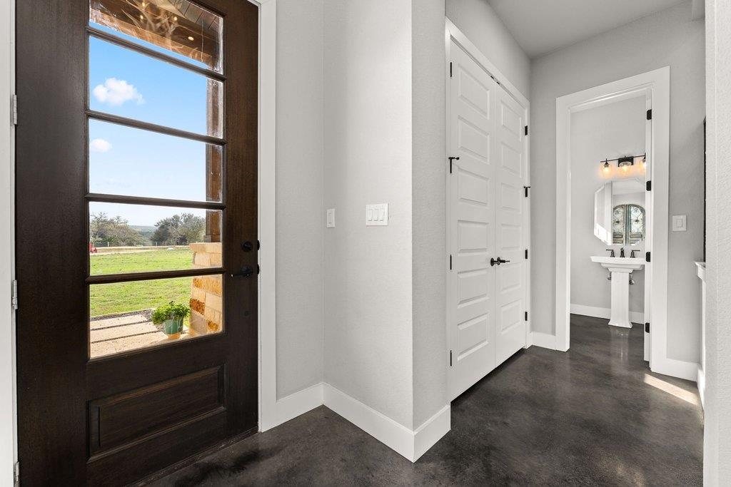 Spicewood, Texas, 78669, United States, 5 Bedrooms Bedrooms, ,6 BathroomsBathrooms,Residential,Active,2007979