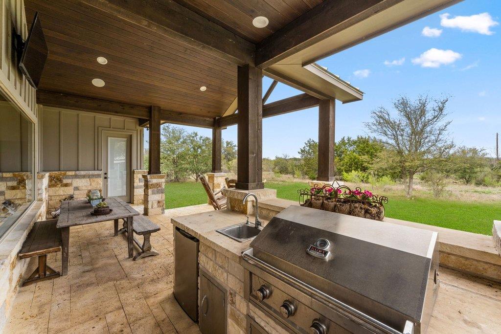 Spicewood, Texas, 78669, United States, 5 Bedrooms Bedrooms, ,6 BathroomsBathrooms,Residential,Active,2007979