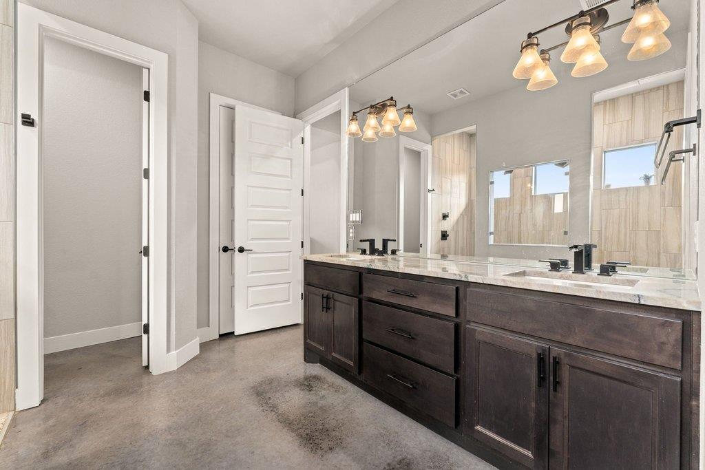 Spicewood, Texas, 78669, United States, 5 Bedrooms Bedrooms, ,6 BathroomsBathrooms,Residential,Active,2007979