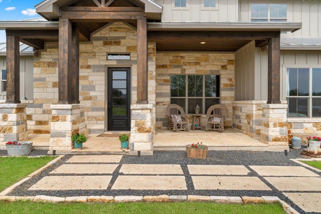 Spicewood, Texas, 78669, United States, 5 Bedrooms Bedrooms, ,6 BathroomsBathrooms,Residential,Active,2007979