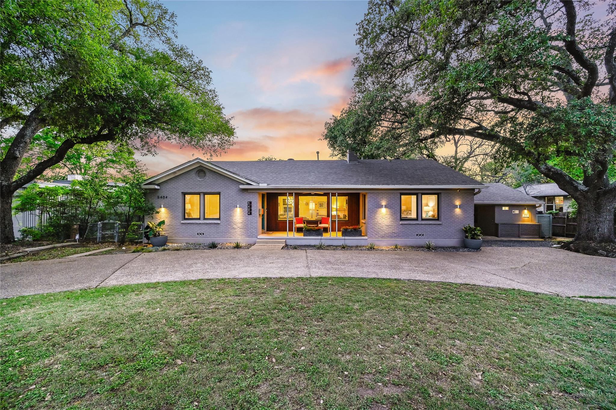 5404 Shoal Creek BLVD