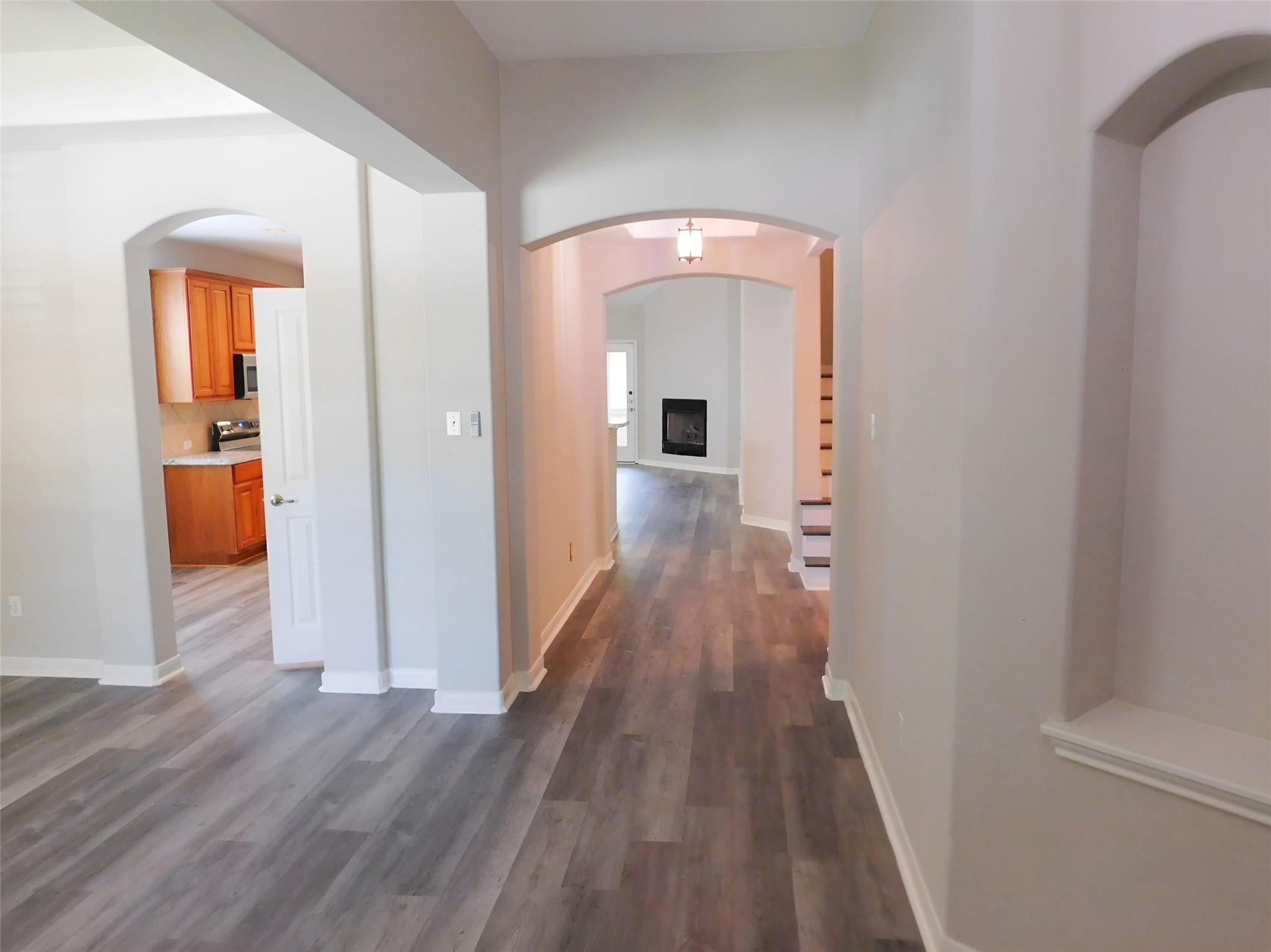 2670 RAVENWOOD DR