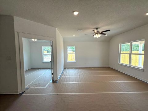 Tiny photo for 13635 Barn Chime ST, Elgin, TX 78621 (MLS # 2567171)