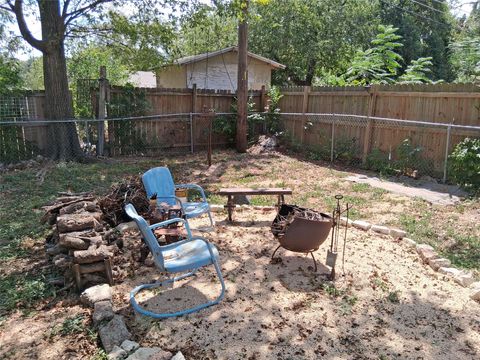 Tiny photo for 1119 Mark ST #D, Austin, TX 78721 (MLS # 2143813)