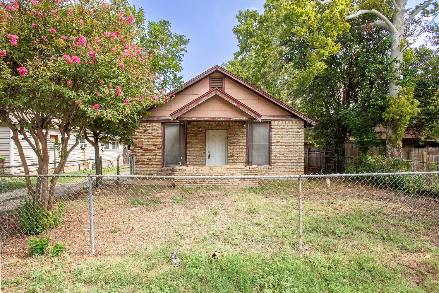 1218 E 52nd St, Austin, TX, 78723