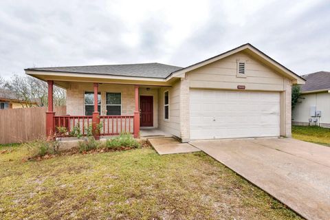 Photo of 3000 Meadow LN, Taylor, TX 76574 (MLS # 6416656)