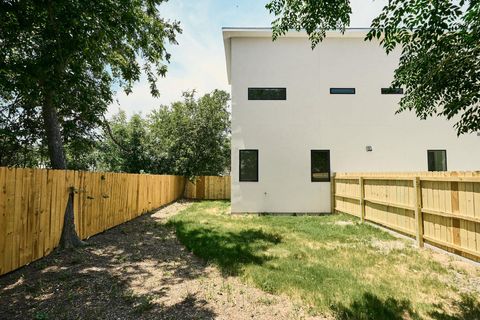 Tiny photo for 2609 Davis LN #2, Austin, TX 78745 (MLS # 3456376)
