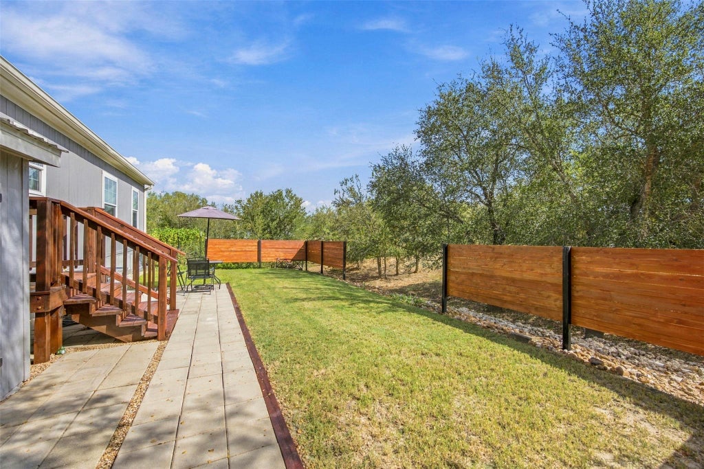 Photo of 119 Fox LN, Lockhart, TX 78644 (MLS # 9685347)