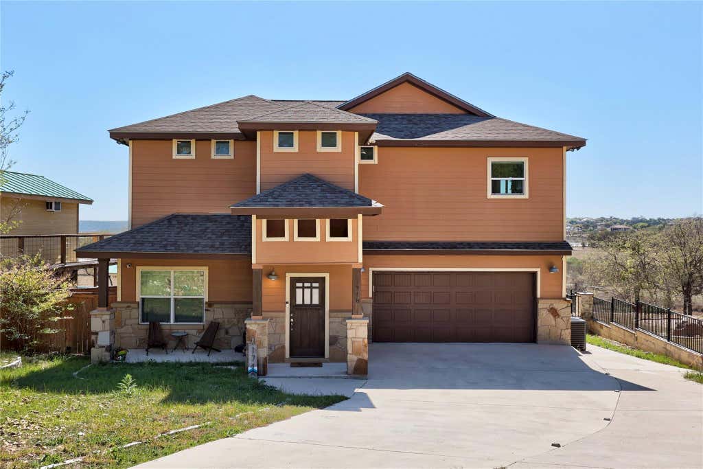 Photo of 1748 Lakeshore DR, Canyon Lake, TX 78133 (MLS # 4915563)