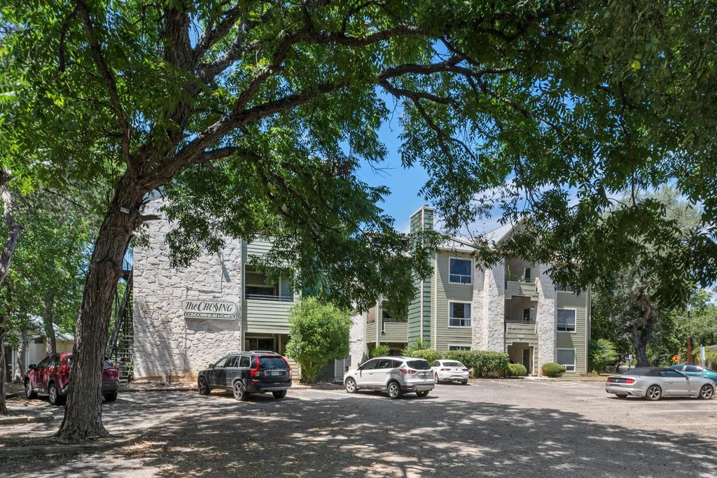 Photo of 506 W San Antonio ST #205, San Marcos, TX 78666 (MLS # 2149604)