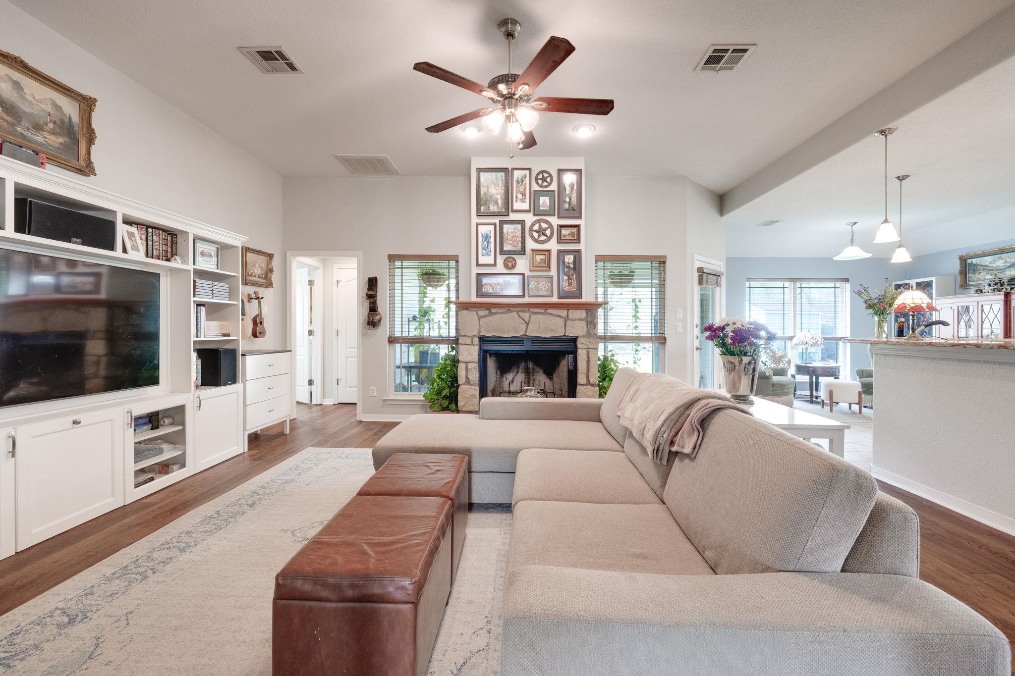 1905 Walker Place BLVD