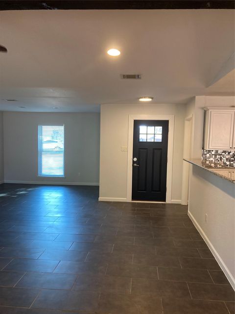 Tiny photo for 5704 Whitebrook DR, Austin, TX 78724 (MLS # 5989977)