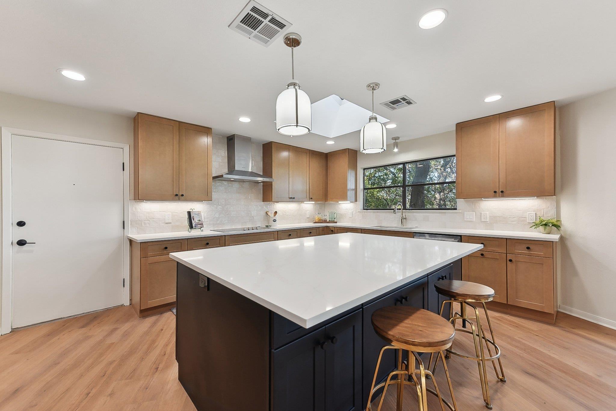 101 Mesa DR