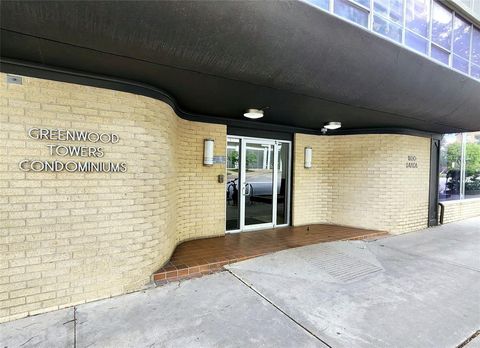 1800 Lavaca ST A806 Austin TX 78701