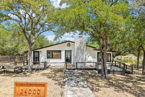 Photo of 24000 Bluebird LN, Marble Falls, TX 78654 (MLS # 7187179)
