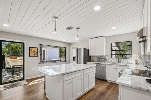 Tiny photo for 24000 Bluebird LN, Marble Falls, TX 78654 (MLS # 7187179)