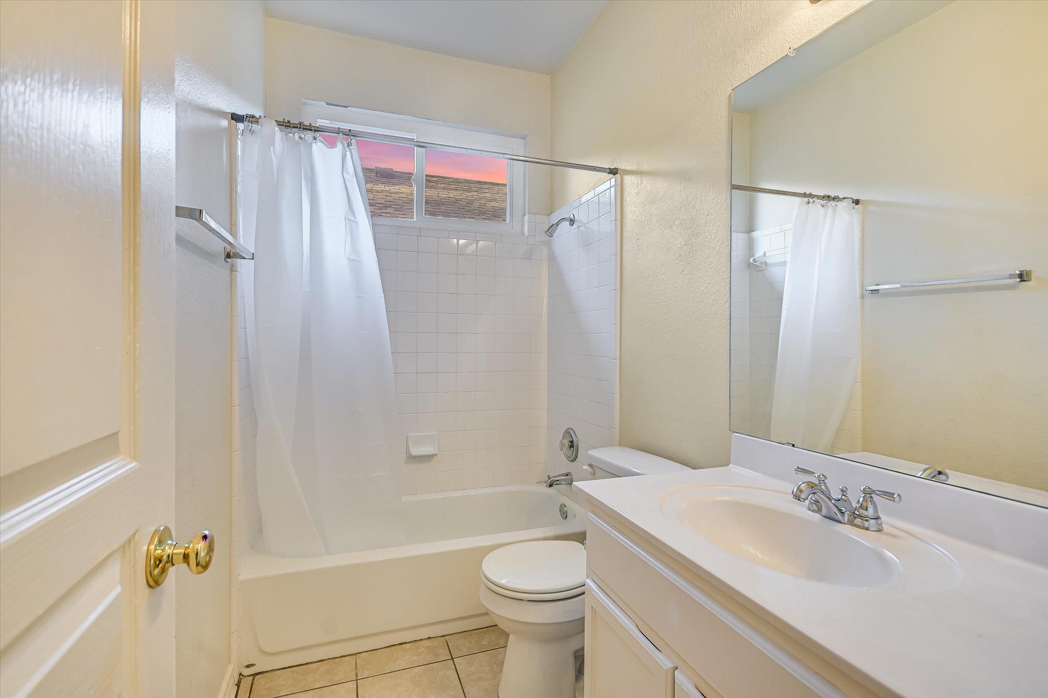 Round Rock, Texas 78665, United States, 3 Bedrooms Bedrooms, ,2 BathroomsBathrooms,Residential,Active,252043