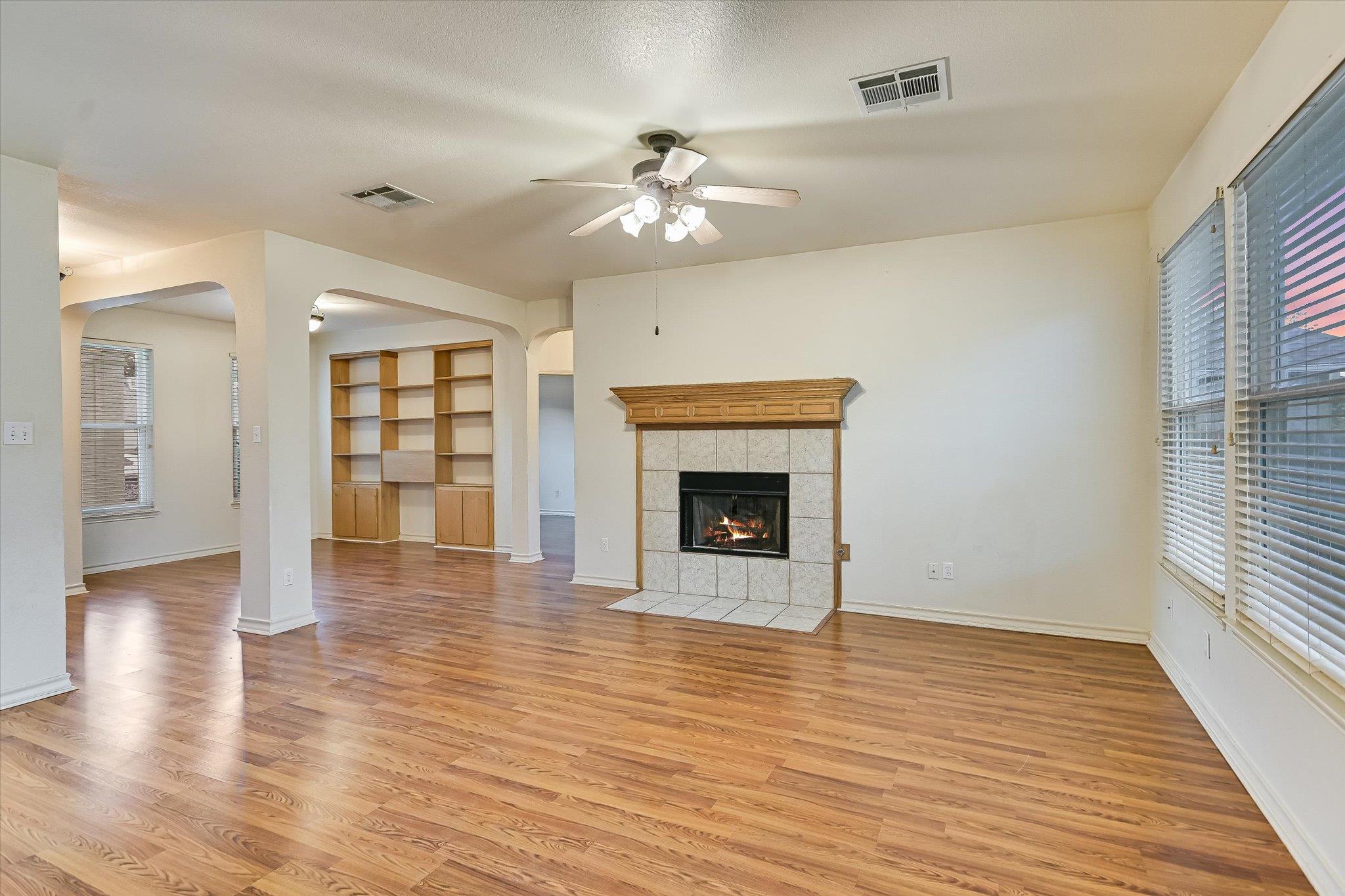 Round Rock, Texas 78665, United States, 3 Bedrooms Bedrooms, ,2 BathroomsBathrooms,Residential,Active,252043