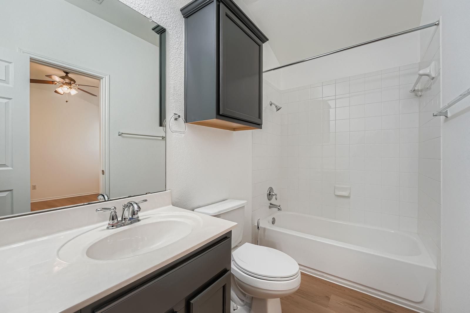 Austin, Texas 78727, United States, 2 Bedrooms Bedrooms, ,3 BathroomsBathrooms,Residential,Active,175489