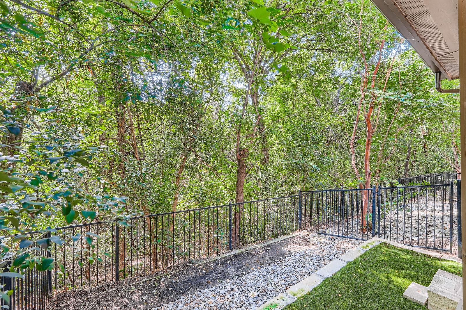 Austin, Texas 78727, United States, 2 Bedrooms Bedrooms, ,3 BathroomsBathrooms,Residential,Active,175489