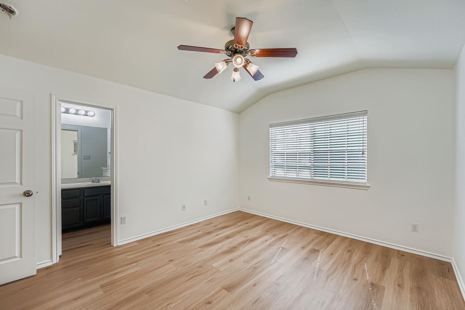 Austin, Texas 78727, United States, 2 Bedrooms Bedrooms, ,3 BathroomsBathrooms,Residential,Active,175489