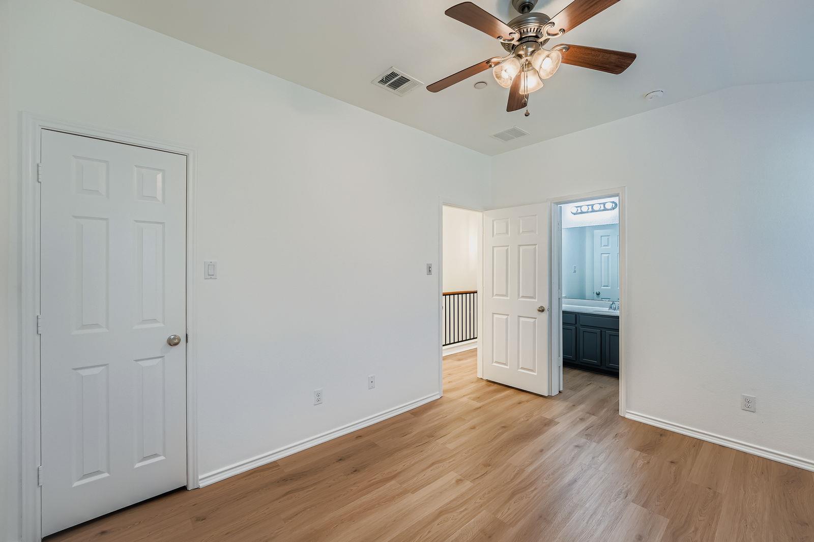 Austin, Texas 78727, United States, 2 Bedrooms Bedrooms, ,3 BathroomsBathrooms,Residential,Active,175489