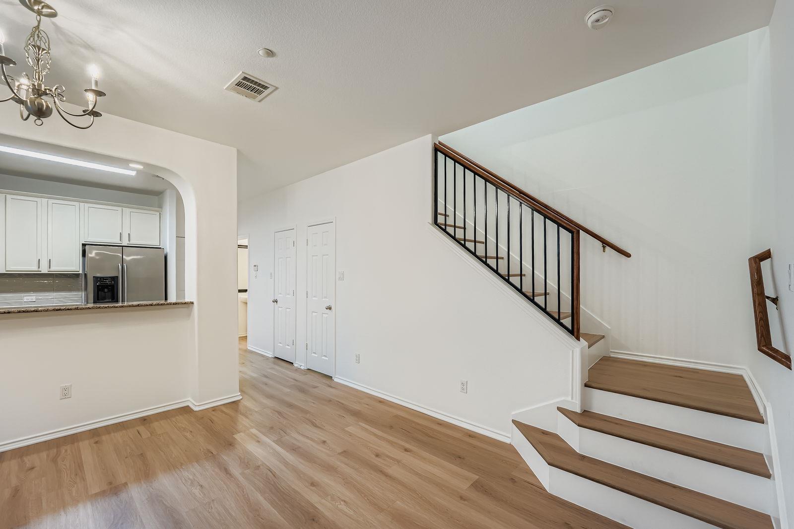 Austin, Texas 78727, United States, 2 Bedrooms Bedrooms, ,3 BathroomsBathrooms,Residential,Active,175489