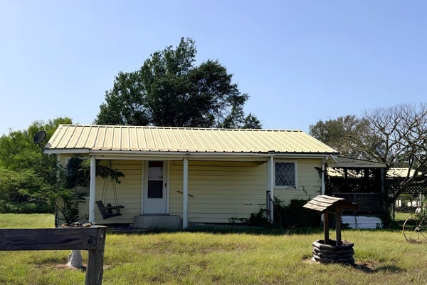 143 KRCHNAK RD, LA GRANGE, TX 78945 - Image d302b8fc7c012bcb825c7f5da19cef2c/2079535770