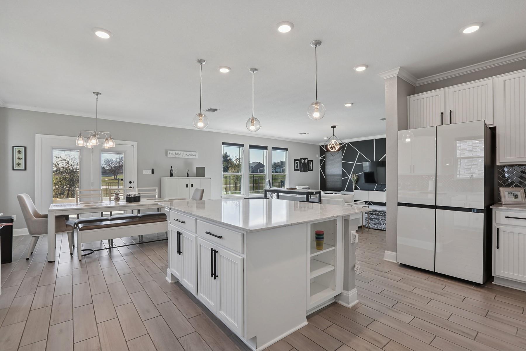 620 Lady Swiss LN 51