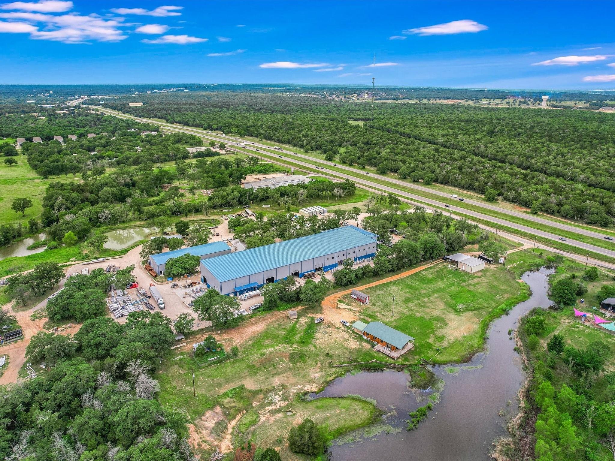 885 Highway 71 Highway W