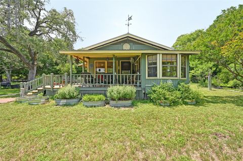 Photo of 10908 Slaughter Creek DR, Austin, TX 78748 (MLS # 2187442)
