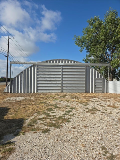 Photo of 13201 Interstate 35 Freeway S, Jarrell, TX 76537 (MLS # 3456520)