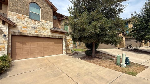 Photo of 1001 Zodiac LN, Round Rock, TX 78665 (MLS # 8641805)