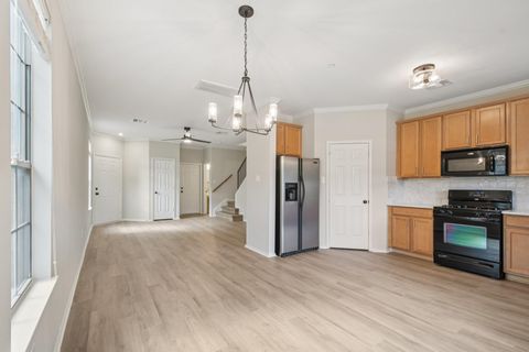 Tiny photo for 9201 Brodie LN #1002, Austin, TX 78748 (MLS # 5997823)