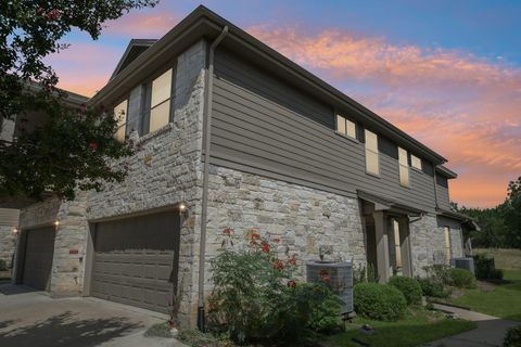 Photo of 9201 Brodie LN #1002, Austin, TX 78748 (MLS # 5997823)