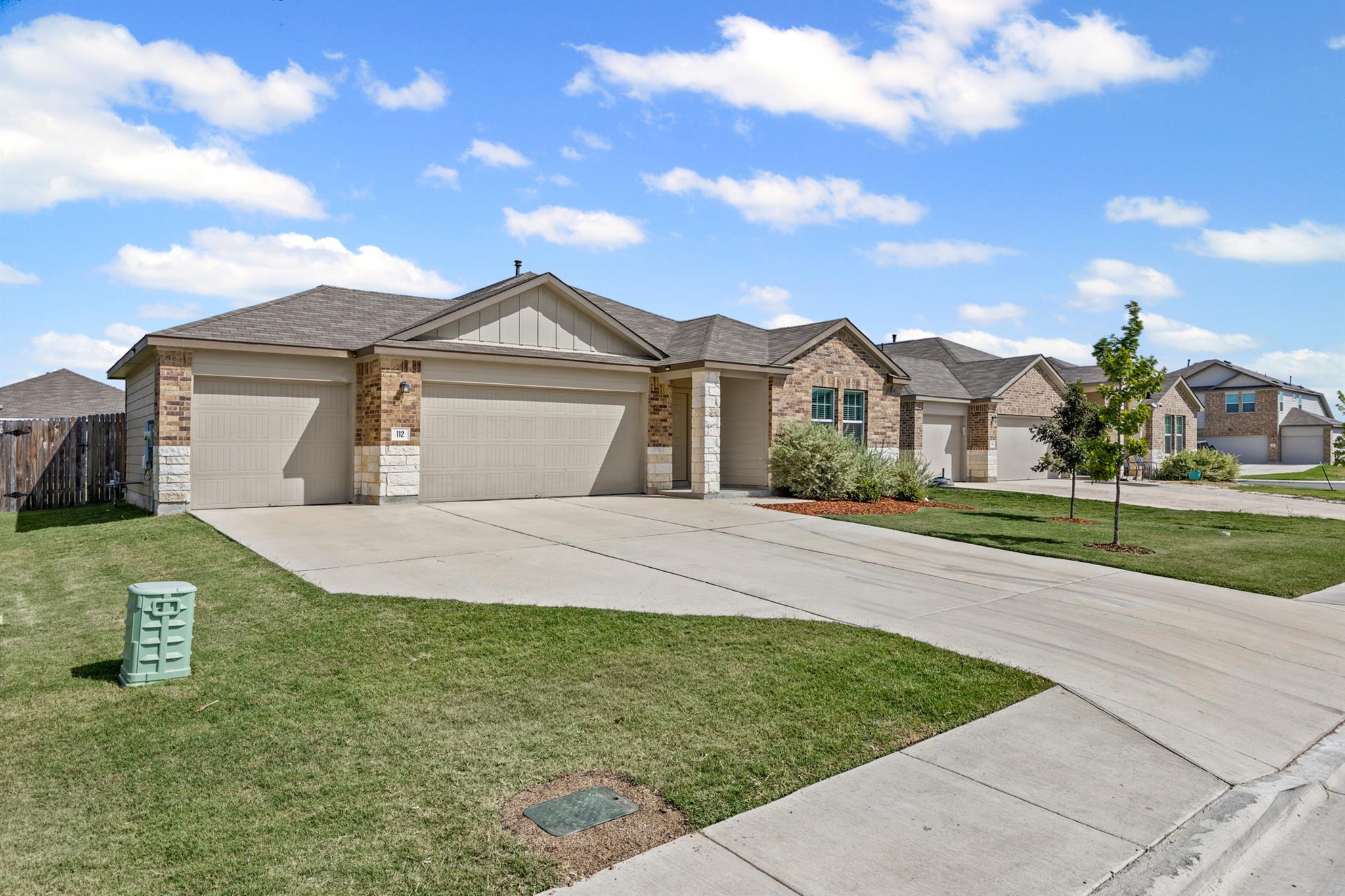 112 River Rise RD