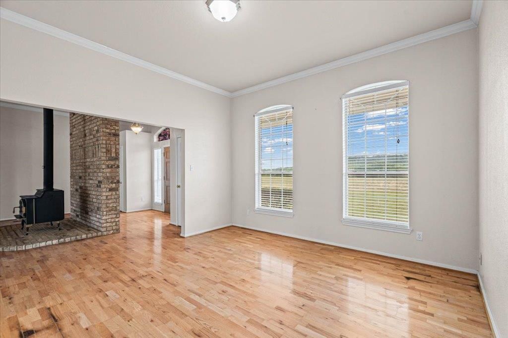 Photo of 943 Honeysuckle DR, Killeen, TX 76549 (MLS # 3500322)
